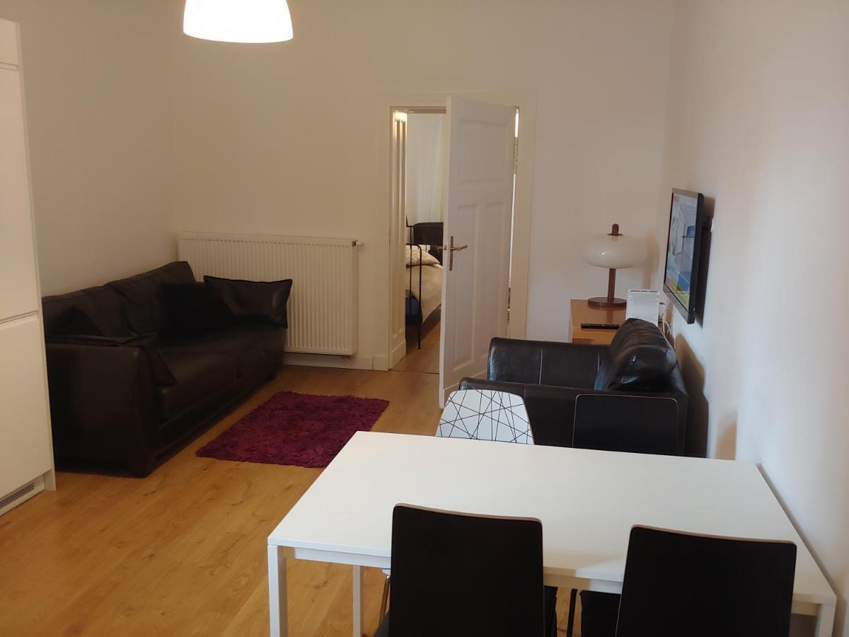 Apartament Wybickiego Apartman Poznań Kültér fotó